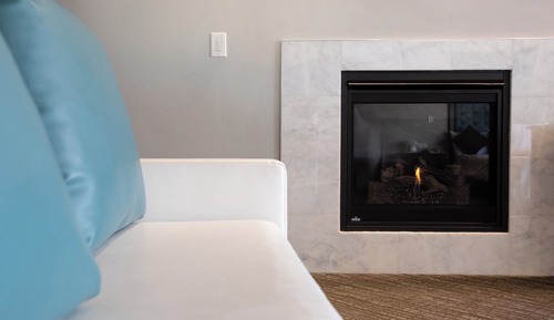 Deluxe Room, 1 King Bed with Sofa bed, Fireplace
