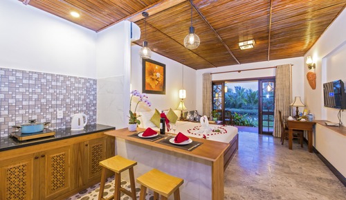 Suite With Pool View
