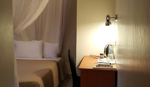 Economy Room, 1 Queen Bed, Accessible, Ground Floor