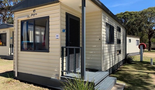 Ensuite Cabin Daily