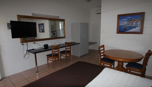 Standard Room, 1 King Bed, Non Smoking (King Room)