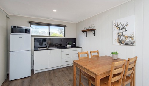 Superior Cabin, 2 Bedrooms, Non Smoking, Kitchenette (Pet Friendly)