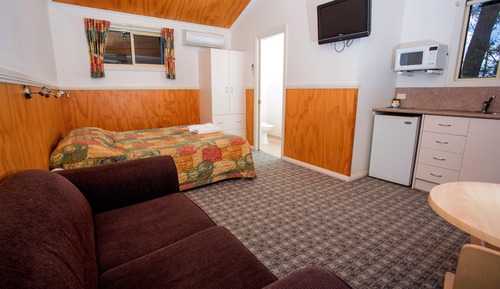 Standard Studio, Non Smoking, Kitchen (Boronia Room only)