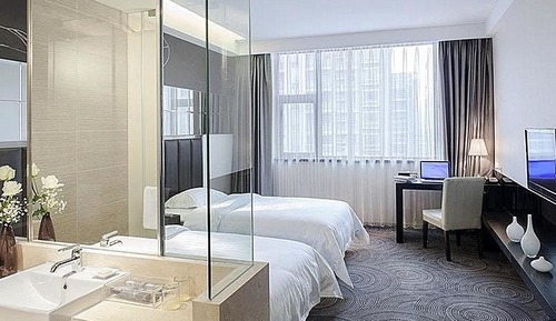Twin Room (Super Sassy)