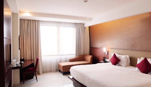Premier Room, 1 King Bed