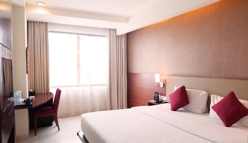 Deluxe Room, 1 King Bed