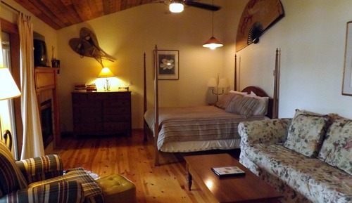 Chalet, Jetted Tub