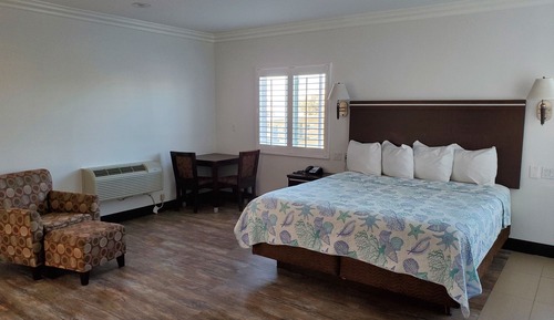 Premier Room (Spa Bath)