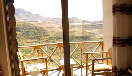 Traditional Double Room Single Use, 1 Queen Bed, Balcony, Mountain View