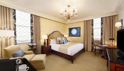 Premier Room, 1 King Bed