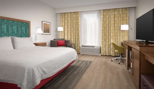 Room, 1 King Bed, Accessible, Non Smoking (Hearing Impaired)