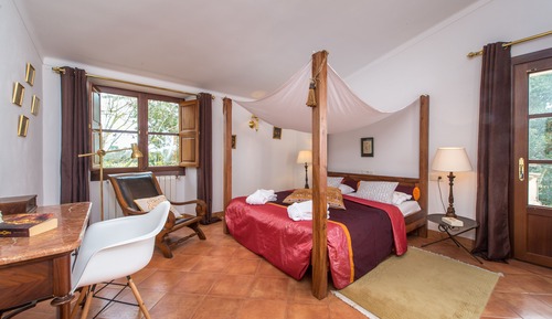 Suite (Mestral)