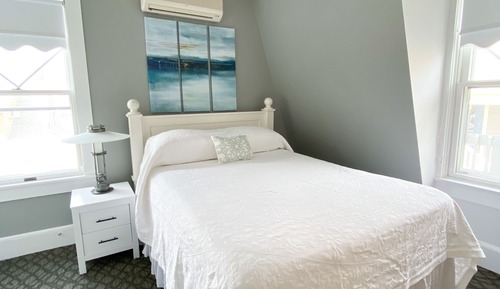 Standard Double Room, Private Bathroom (Room 201)