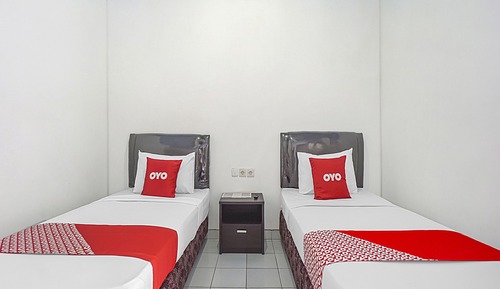 Economy Suite