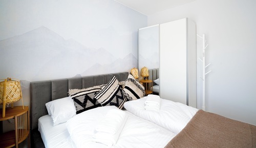 Apartment (1 C)