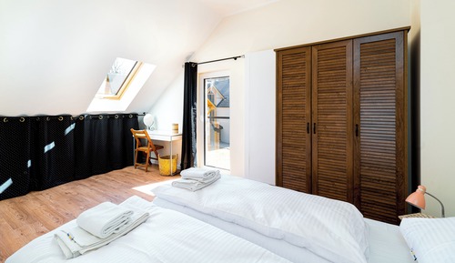 Apartment (14 A)