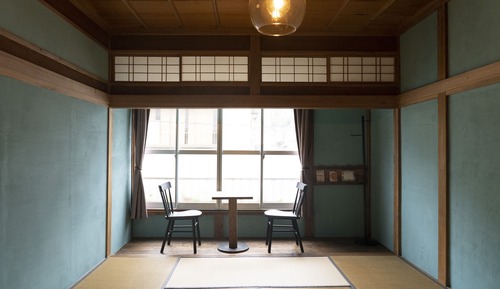 Economy Room