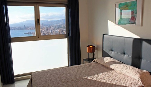 City Apartment, 2 Bedrooms, Terrace, Sea View