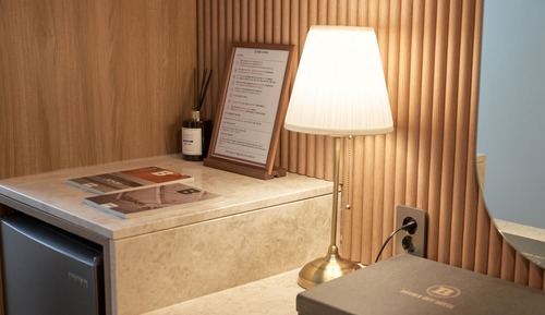 Family Studio Room