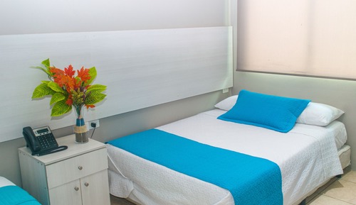 Standard Quadruple Room, 2 Double Beds, Private Bathroom
