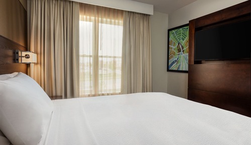 Suite, 1 King Bed with Sofa bed, Non Smoking