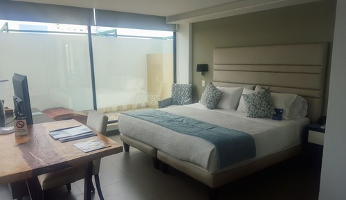Standard Twin Room, Accessible