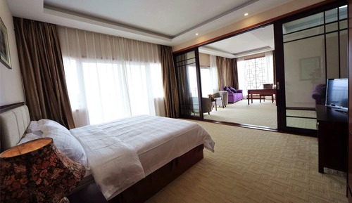 Suite, Ocean View