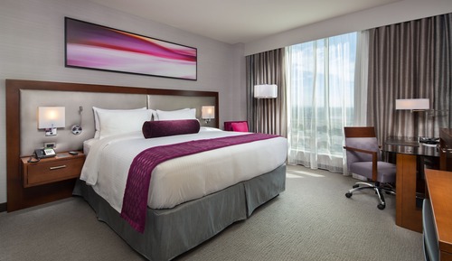 Deluxe Room, 1 King Bed