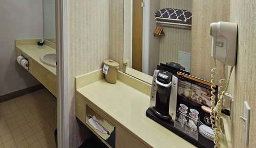 Executive Room, 1 King Bed (C Building - Ground Level)