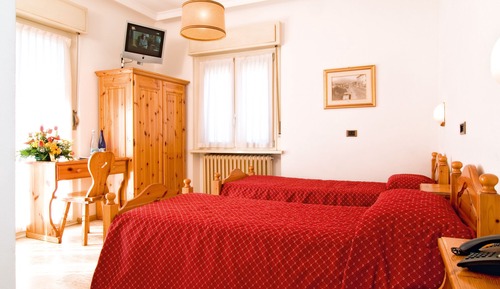 Economy Room