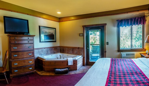 Luxury Room, 1 King Bed, Fireplace, Valley View