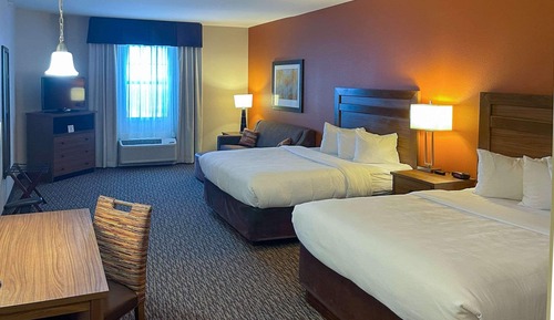 Suite, 2 Queen Beds, Accessible, Non Smoking