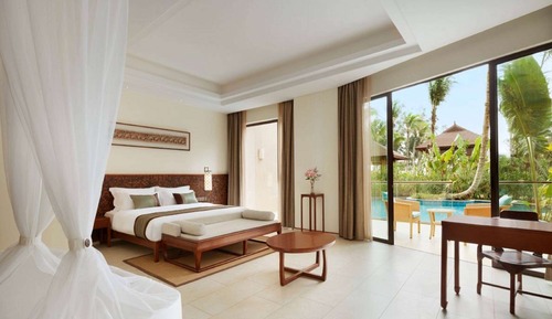 Room, 1 King Bed, Pool View