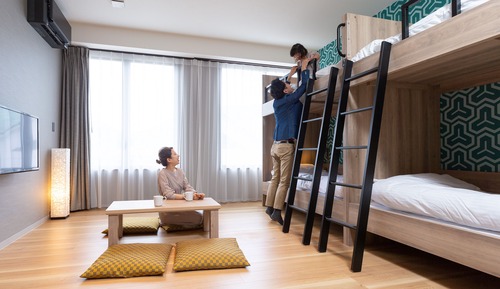 K Park Bunk Bed Room with Shower Booth (Sleeps up to 4)