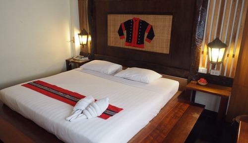 Deluxe Double Bed
