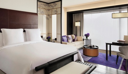 Premier Room, 1 King Bed