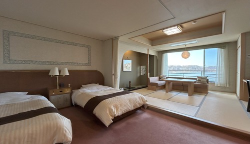 Superior Twin Room, Non Smoking, Lake View