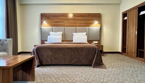 Luxury Double or Twin Room, 1 King Bed, Hot Tub, City View