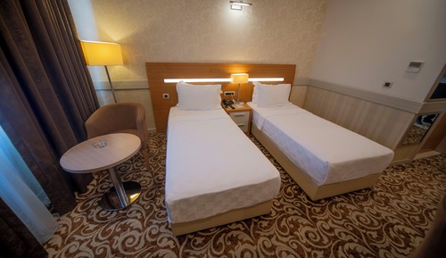 Comfort Twin Room