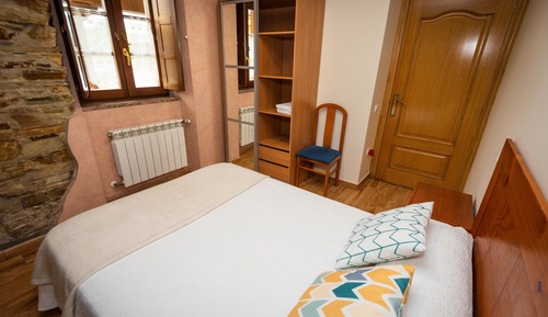 Senior Apartment, 2 Bedrooms, Accessible, Garden Area (nº1)