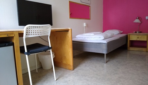 Basic Single Room
