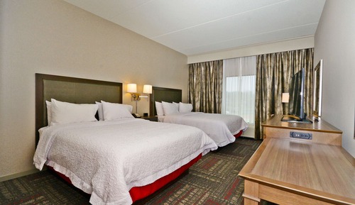 Room, 2 Queen Beds, Accessible, Non Smoking (Roll In Shower)