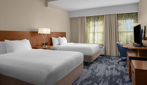 Room, 2 Queen Beds (Mobility Accessible, Roll-In Shower)