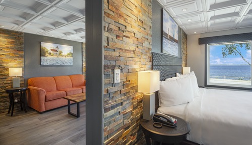 Suite, 1 King Bed with Sofa bed, Lake View