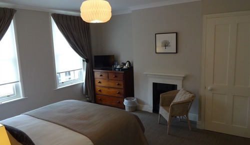 Classic Double Room, Ensuite (Allen)