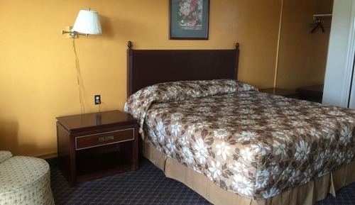 Standard Room, 1 Queen Bed, Non Smoking