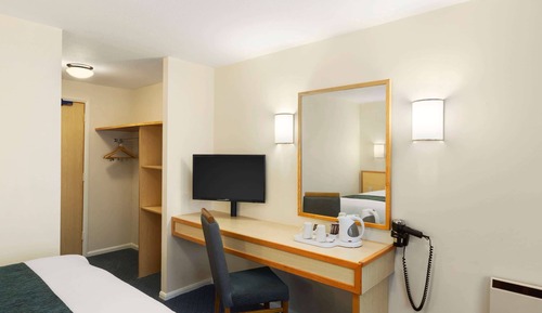 Room, Multiple Beds, Non Smoking