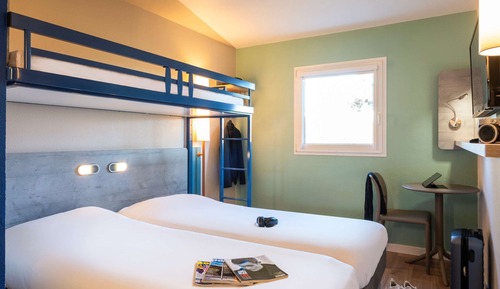 Triple Room, 3 Twin Beds