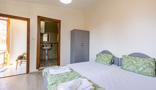 Standard Double Room, 1 Queen Bed