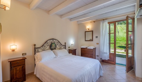 Family Apartment, 3 Bedrooms, Terrace, Garden View